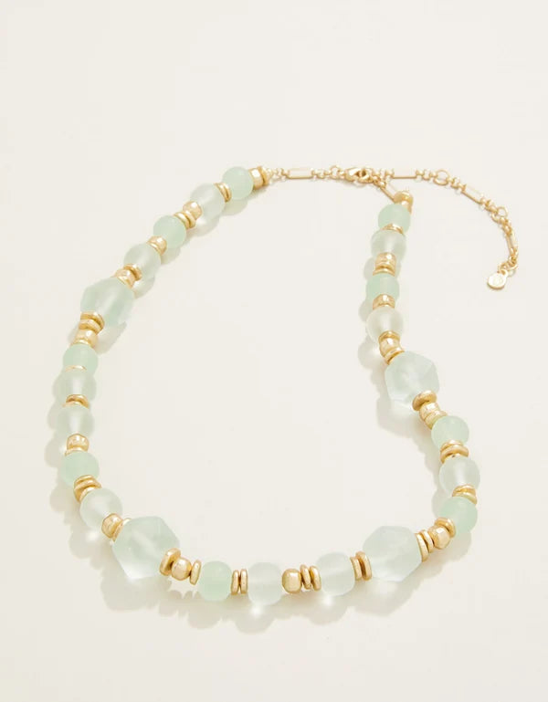 Poolside Necklace in Sea Foam
