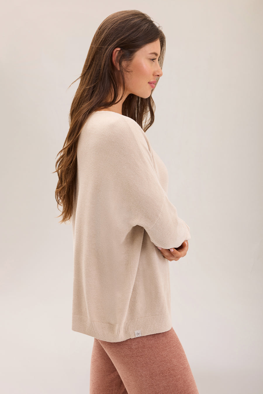 Scallop Slouchy Pullover in Stone