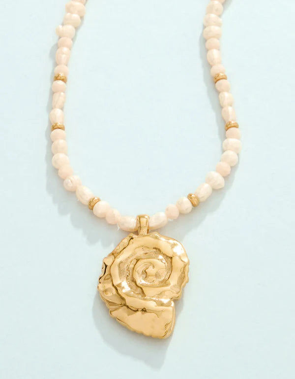 Splash Harp Shell Necklace 18" Pearl