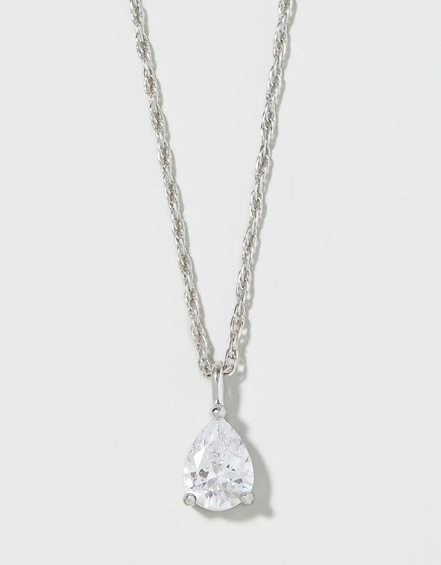 Sea La Vie Exceptional Pear Shine Collection in Silver