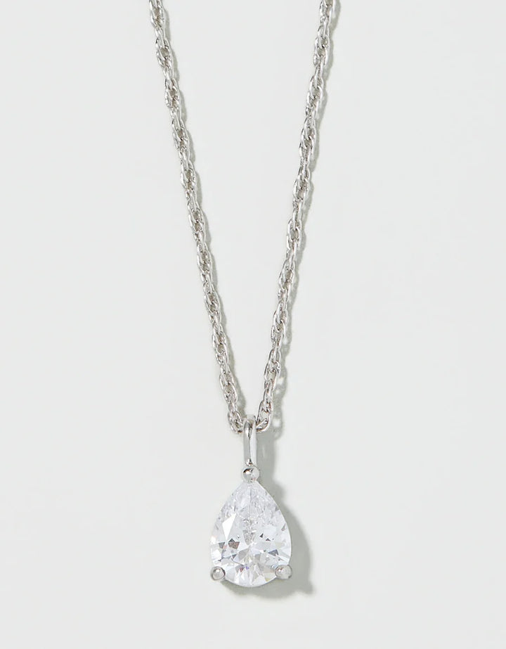 Sea La Vie Exceptional Pear Shine Collection in Silver