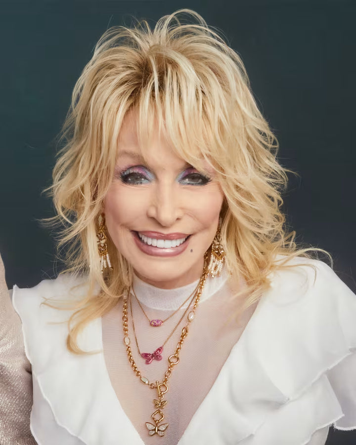 Dolly Parton x Kendra Scott Elisa Vintage Gold Short Necklace in Magenta