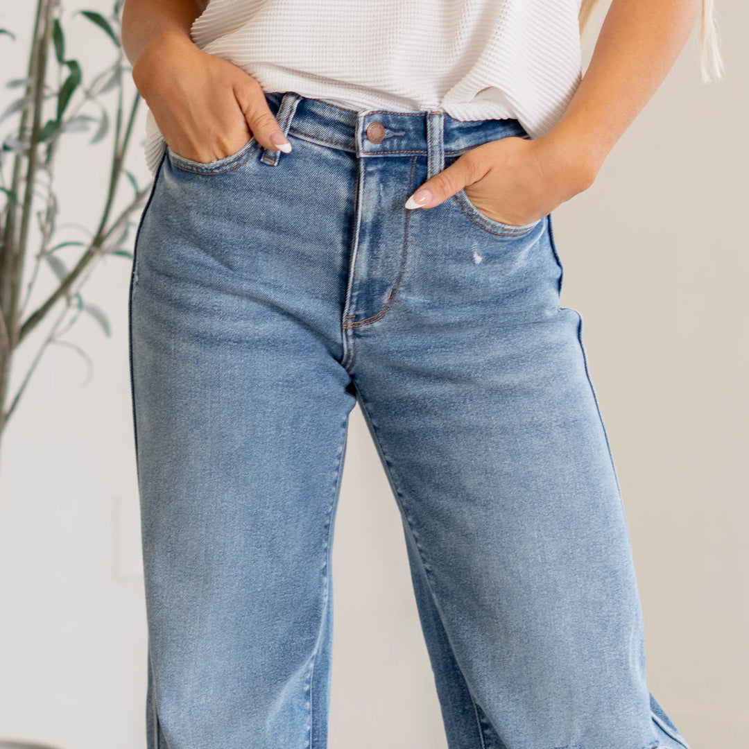Retro Wide Leg Jean