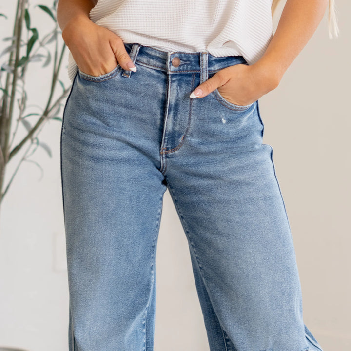 Retro Wide Leg Jean