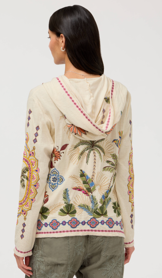 Biya Avelar Short Hoodie in Ecru