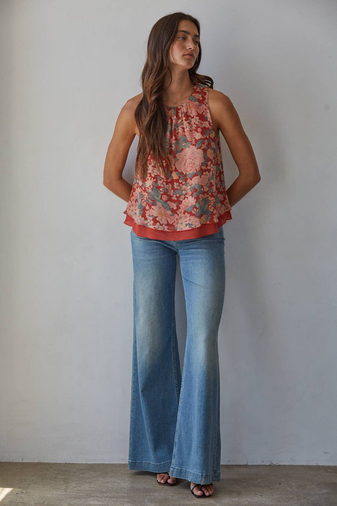Woven Polyester Chiffon Floral Print Sleeveless Top