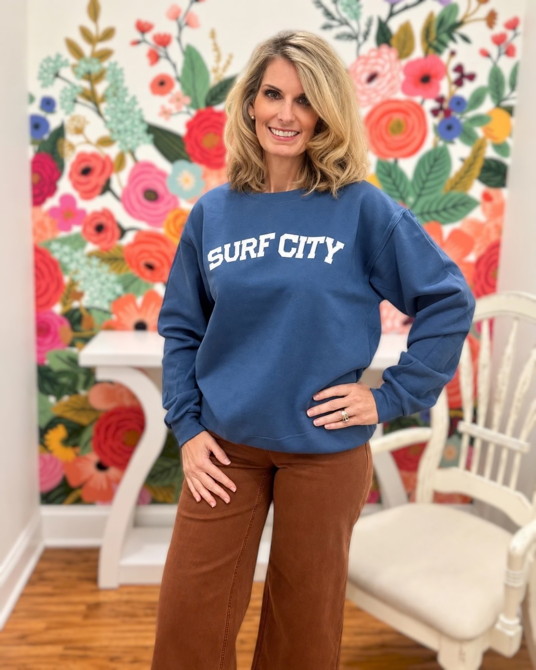 "Surf City" Sweatshirt in Denim Blue